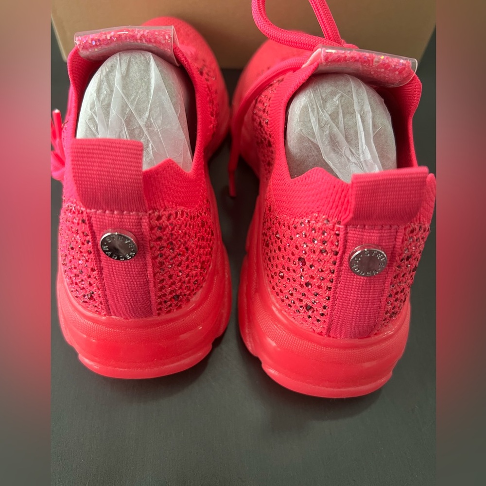 Steve Madden Girl’s Hot Pink Jserena Rhinestone Sz 3 Sneakers - Picture 5 of 8